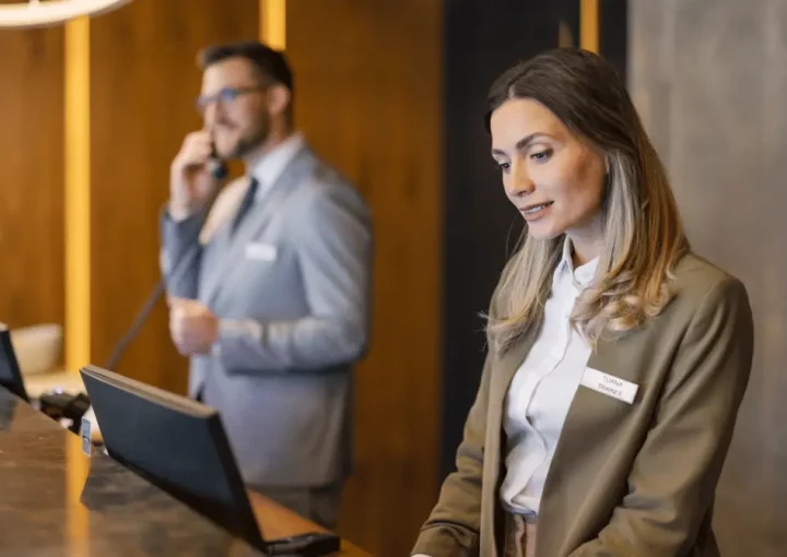 transforming-customer-experience-management-hospitality